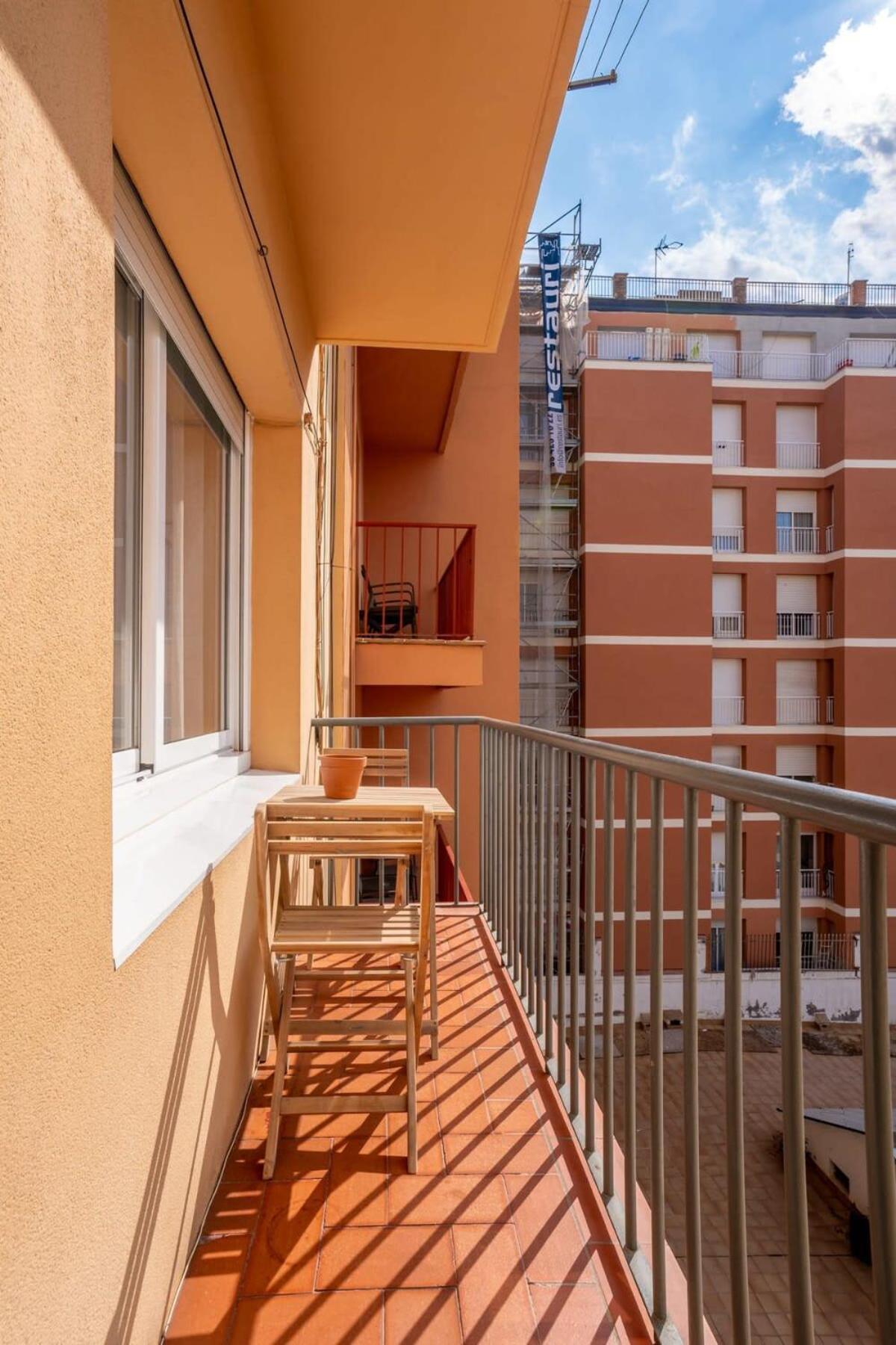 Appartement Eixample - Bright And Modern 4bd Only For Families Or Business Groups *
